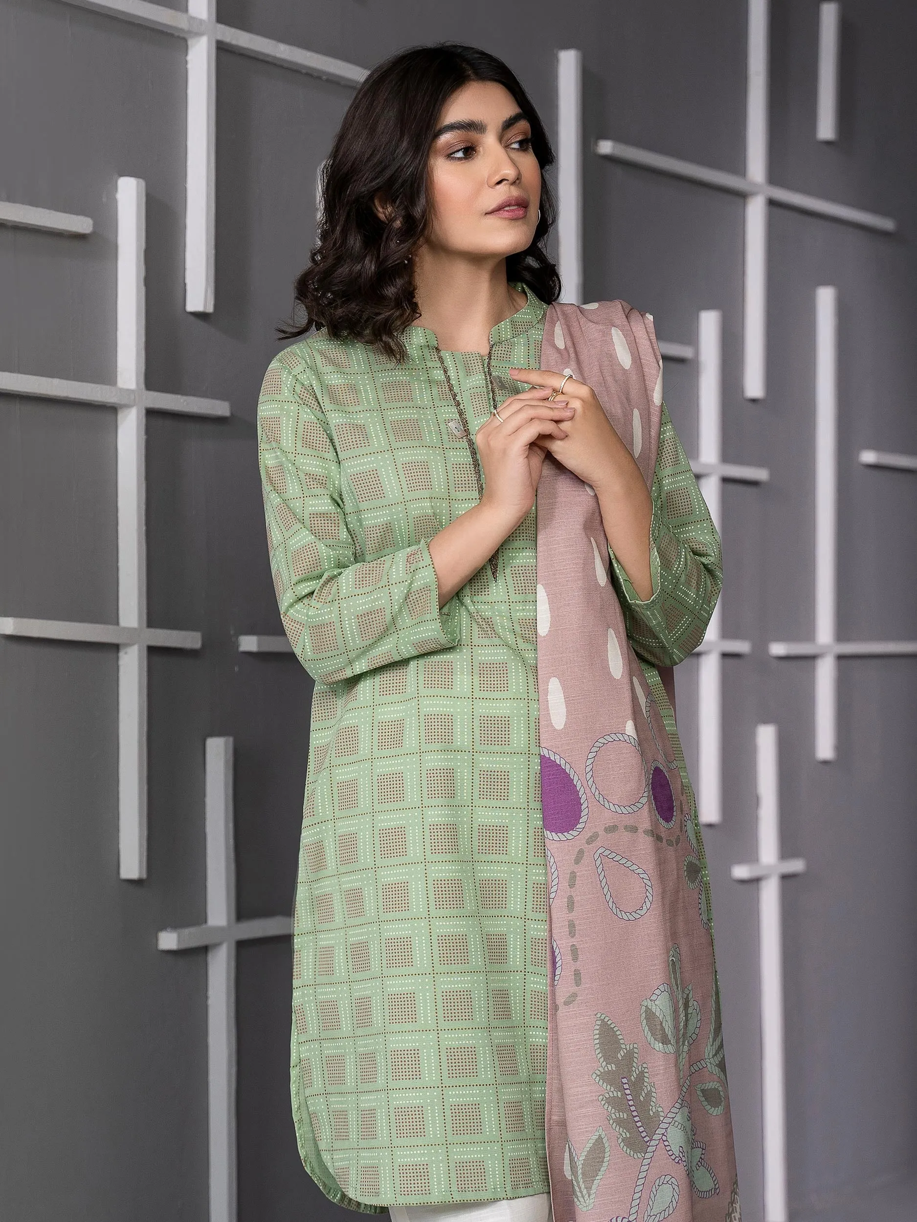 2 Piece Khaddar Suit-Printed (Unstitched)