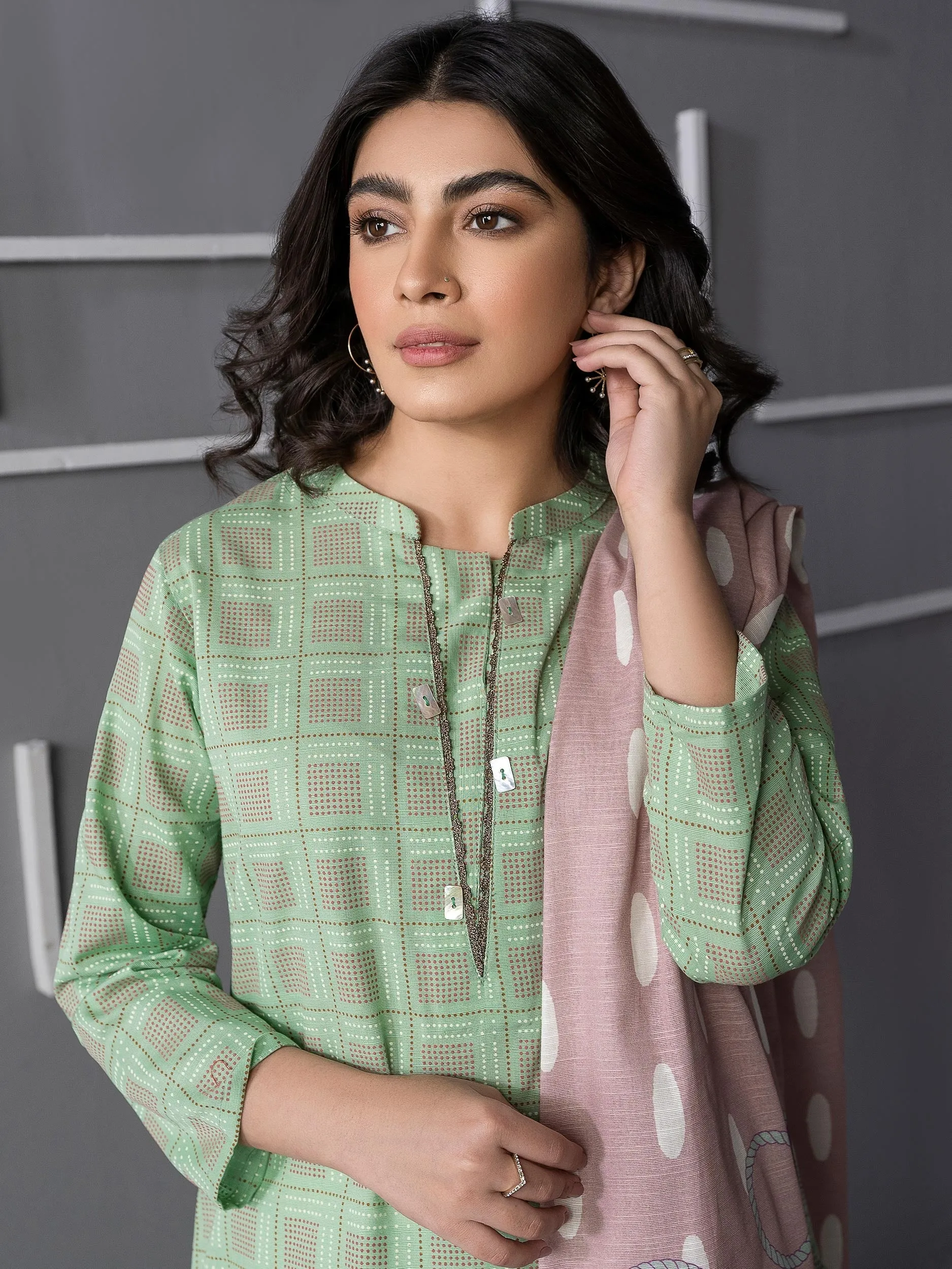 2 Piece Khaddar Suit-Printed (Unstitched)