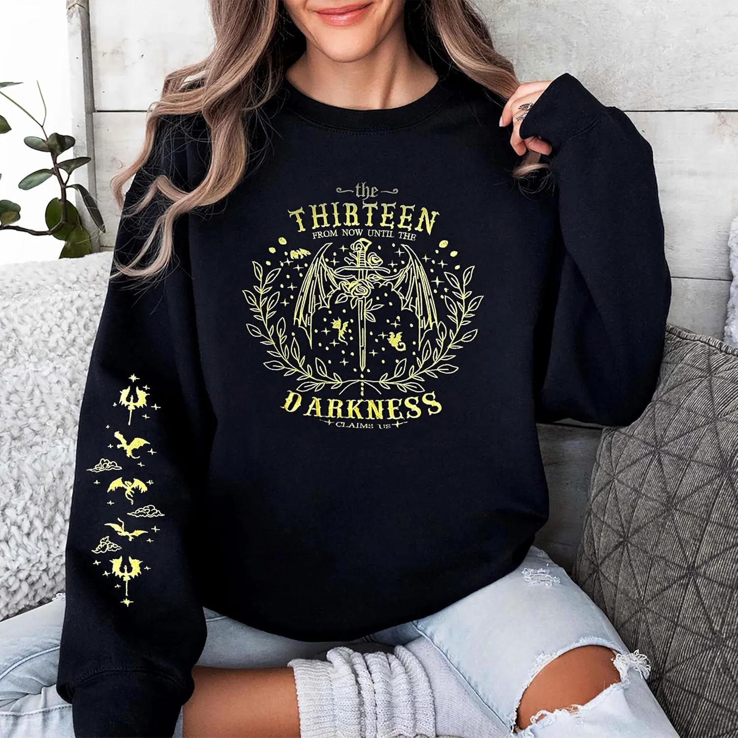Embroidered Book Lovers Sweatshirt, Throne The Thirteen of Glass Sweatshirts, Tog merch, Throne O G merchandise