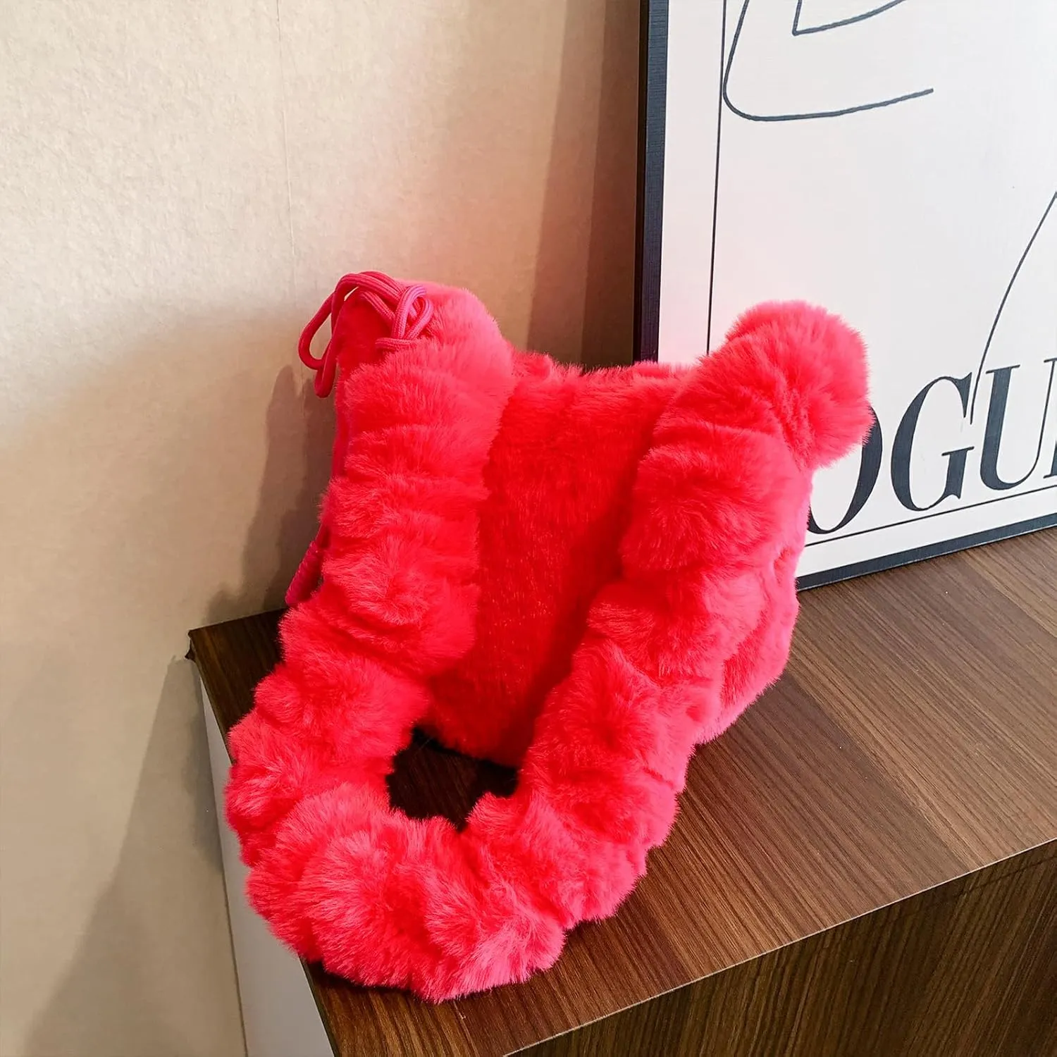 Fluffy Shoulder Bag, Winter Furry Tote Bag Faux Fur Purse Cloud Bag Fuzzy Handbags for Women
