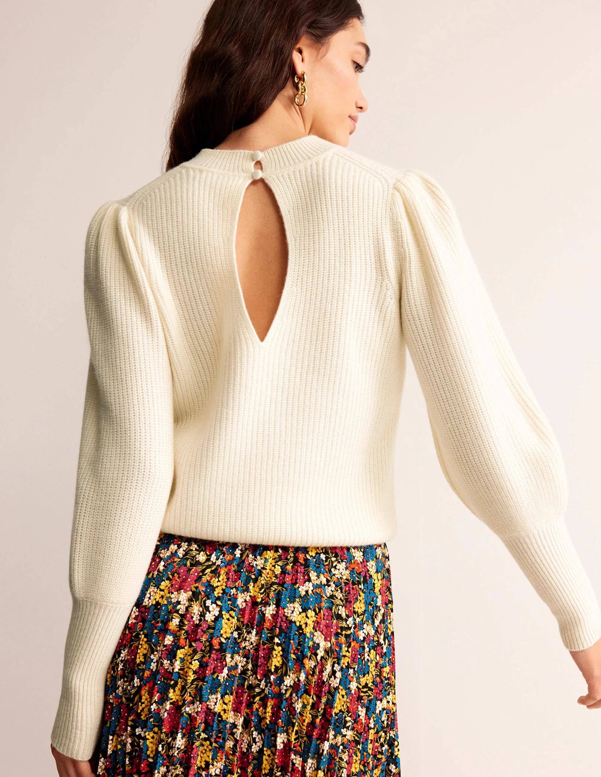 Key-Hole Cashmere Jumper-Warm Ivory
