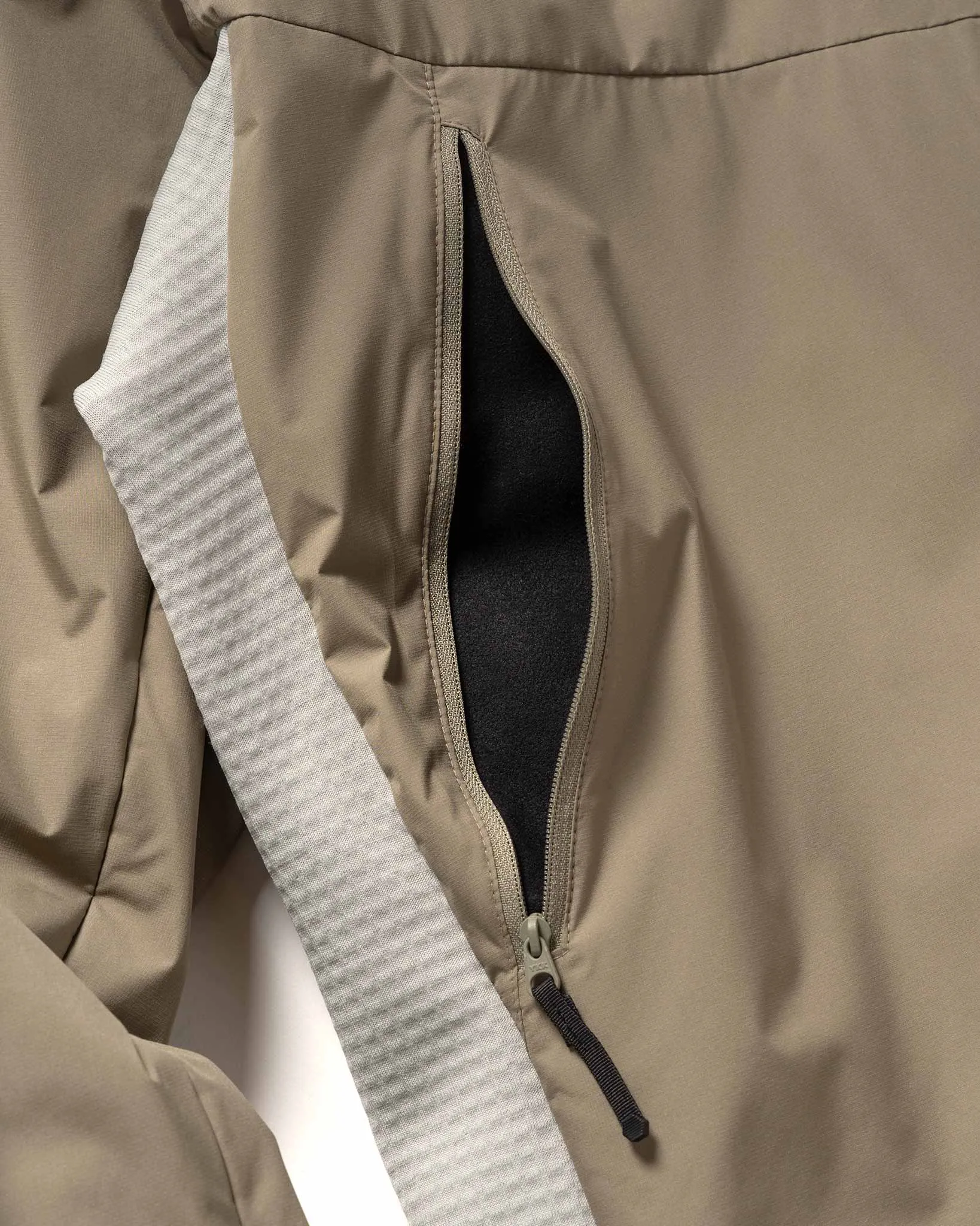 Logan Hybrid Jacket - GORE-TEX WINDSTOPPER 2L Nylon Ripstop / Primaloft Drab