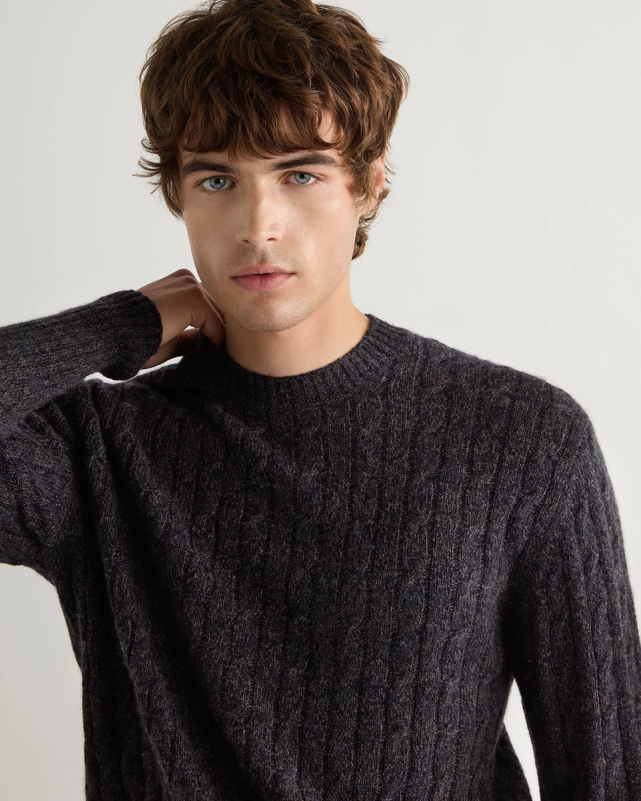 Men's Thames Cable Round Neck Cashmere Sweater Granite Grey