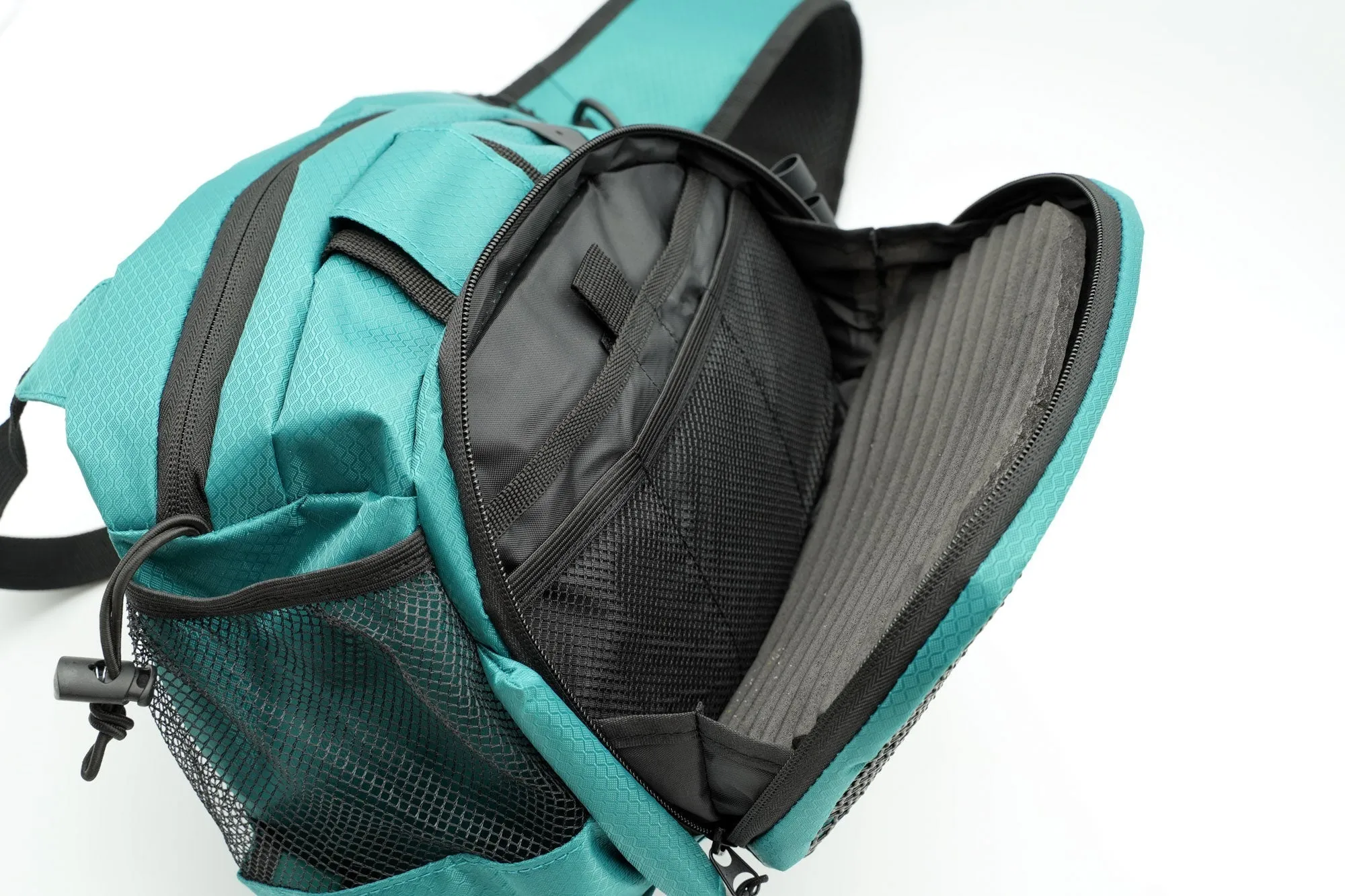 NIRVANA Sling Pack