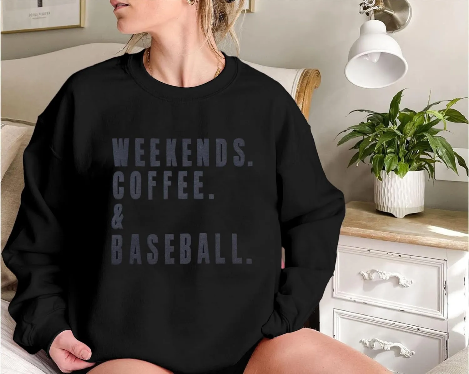 UNIQUEONE Baseball Mom Sweatshirt Women Weekends Coffee And Baseball Sweatshirt Mama Game Day Outfits Graphic Crewneck Tops